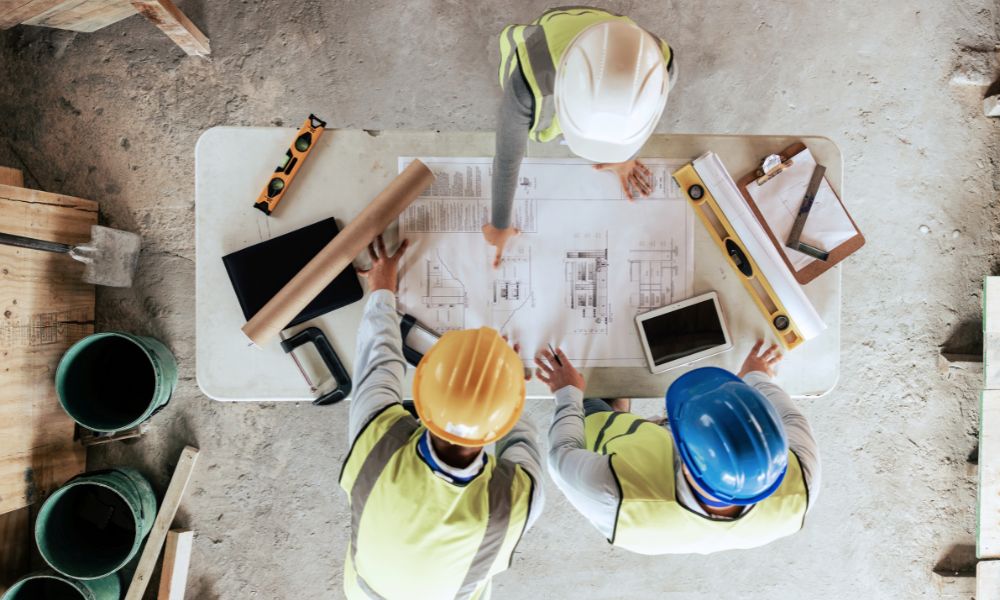 4 Tips for Saving Money on Job Site Costs