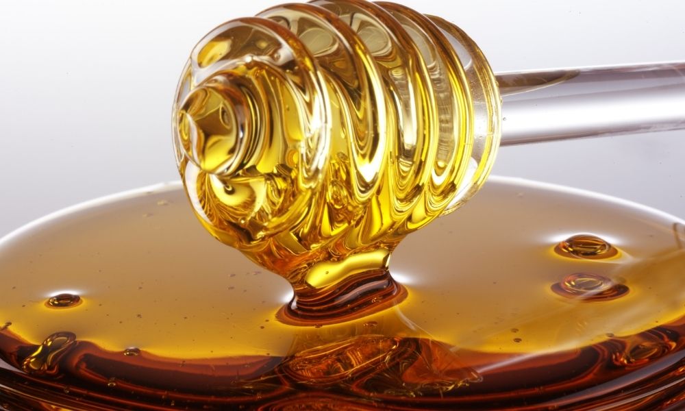 What’s the Difference Between Raw Honey and Pure Honey?