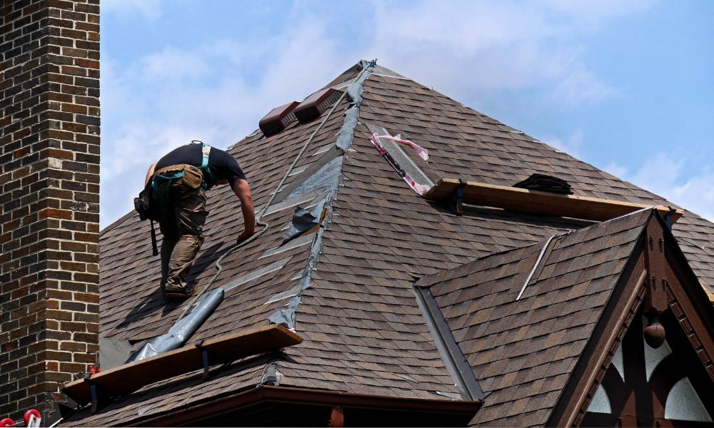 Tips To Prepare Your Home for Roof Replacement